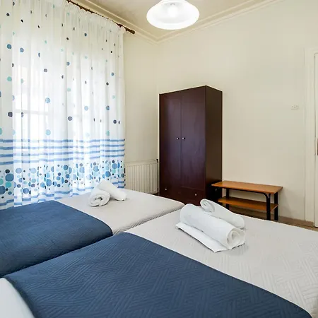 Апартаменты House Stella *